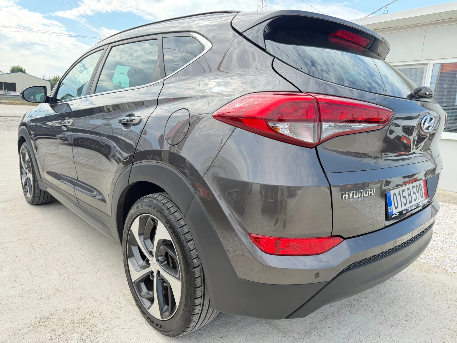 Hyundai Tucson Панорама, автомат, камера, нави, подгрев, снимка 6 - Автомобили и джипове - 55211559