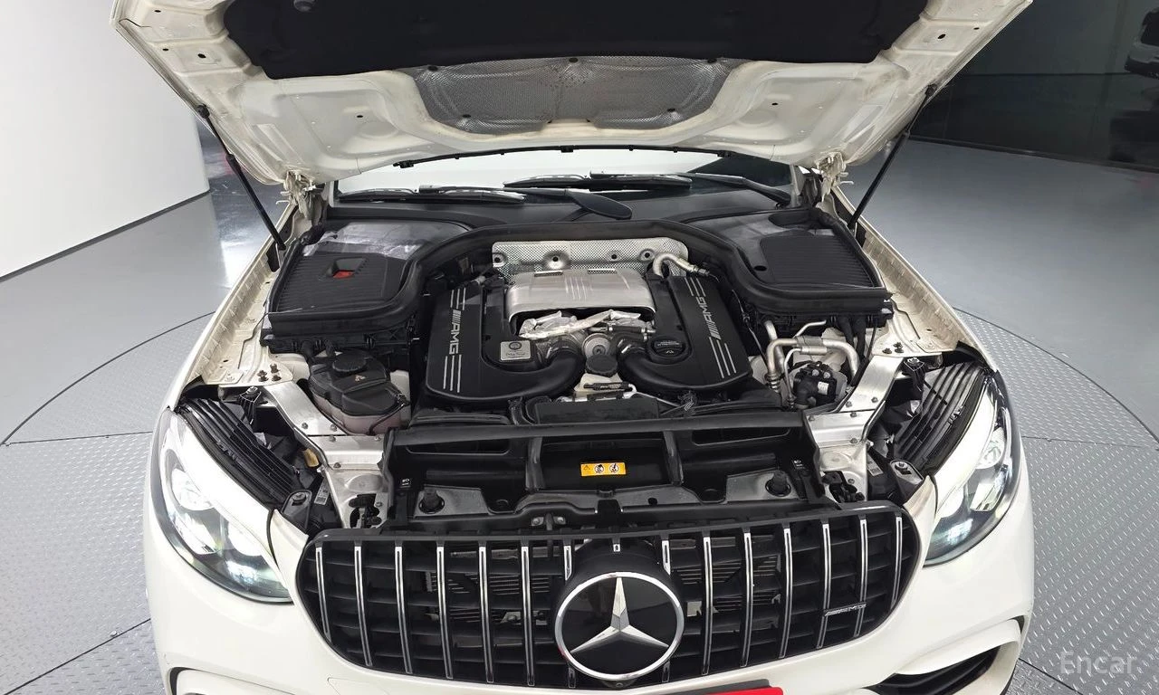 Mercedes-Benz GLE 63 AMG * ФИКСИРАНА ЦЕНА ДО БЪЛГАРИЯ * АВТОКРЕДИТ, снимка 10 - Автомобили и джипове - 55399093