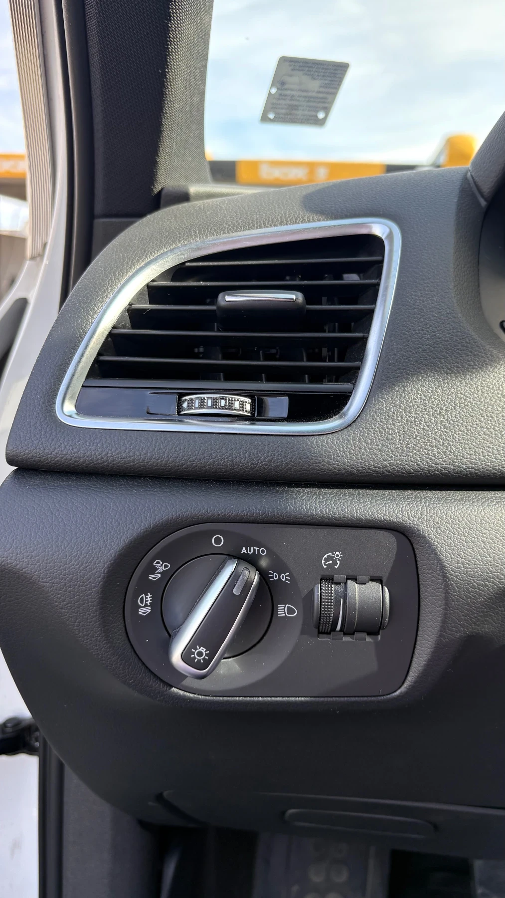 Audi Q3, снимка 17 - Автомобили и джипове - 56377816
