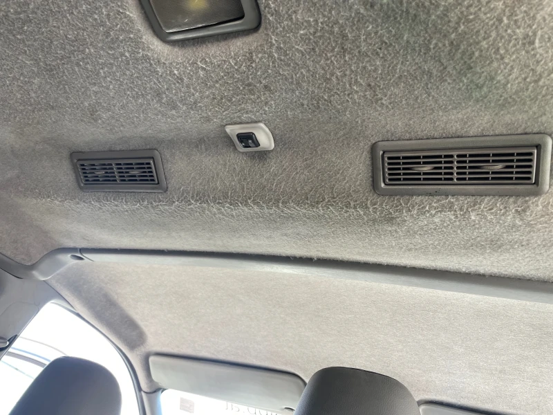 Opel Vivaro 1.9 DCi // КЛИМАТИК// 9-МЕСТЕН, снимка 14 - Бусове и автобуси - 50392315