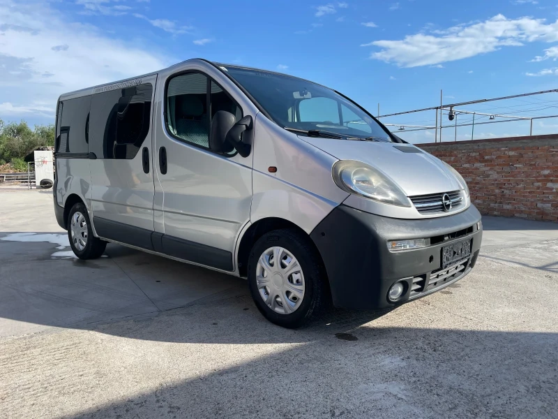 Opel Vivaro 1.9 DCi // КЛИМАТИК// 9-МЕСТЕН, снимка 2 - Бусове и автобуси - 50392315