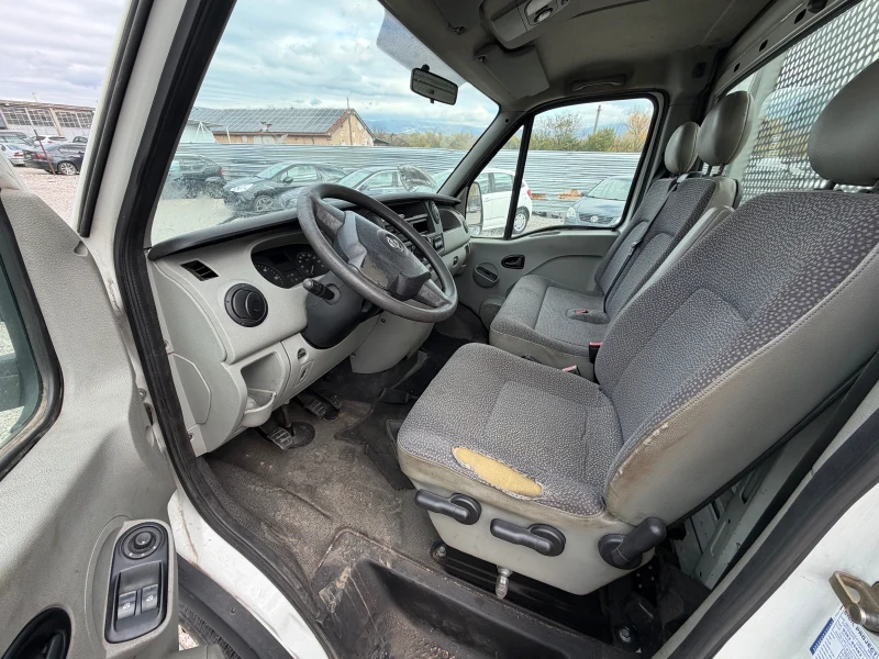 Opel Movano 2.5 klimatik, снимка 3 - Бусове и автобуси - 52320649