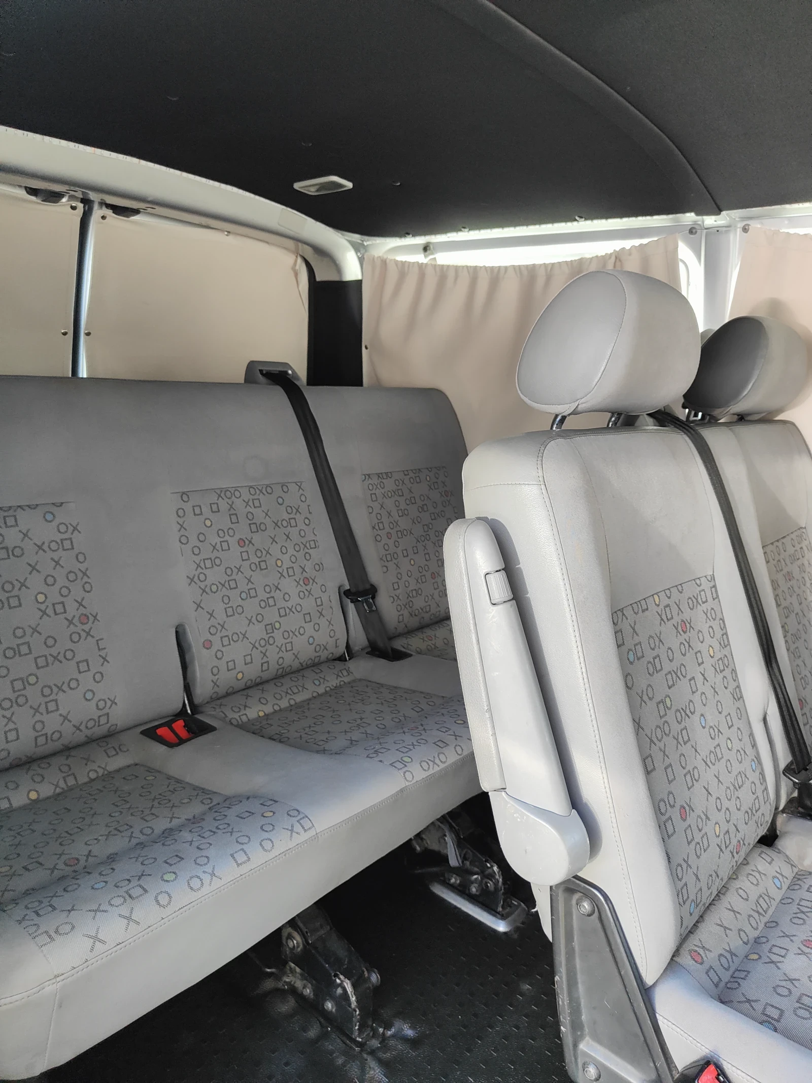 VW T5 1.9TDI Camper , снимка 11 - Бусове и автобуси - 55341843