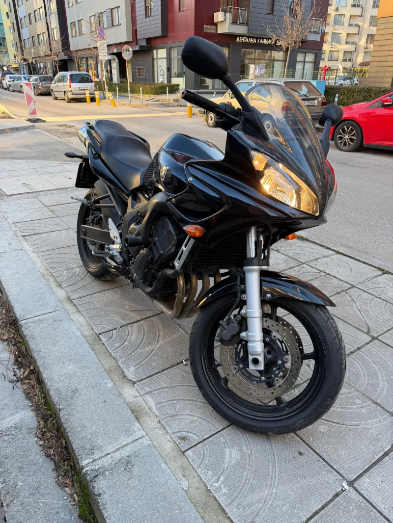 Yamaha FZ6