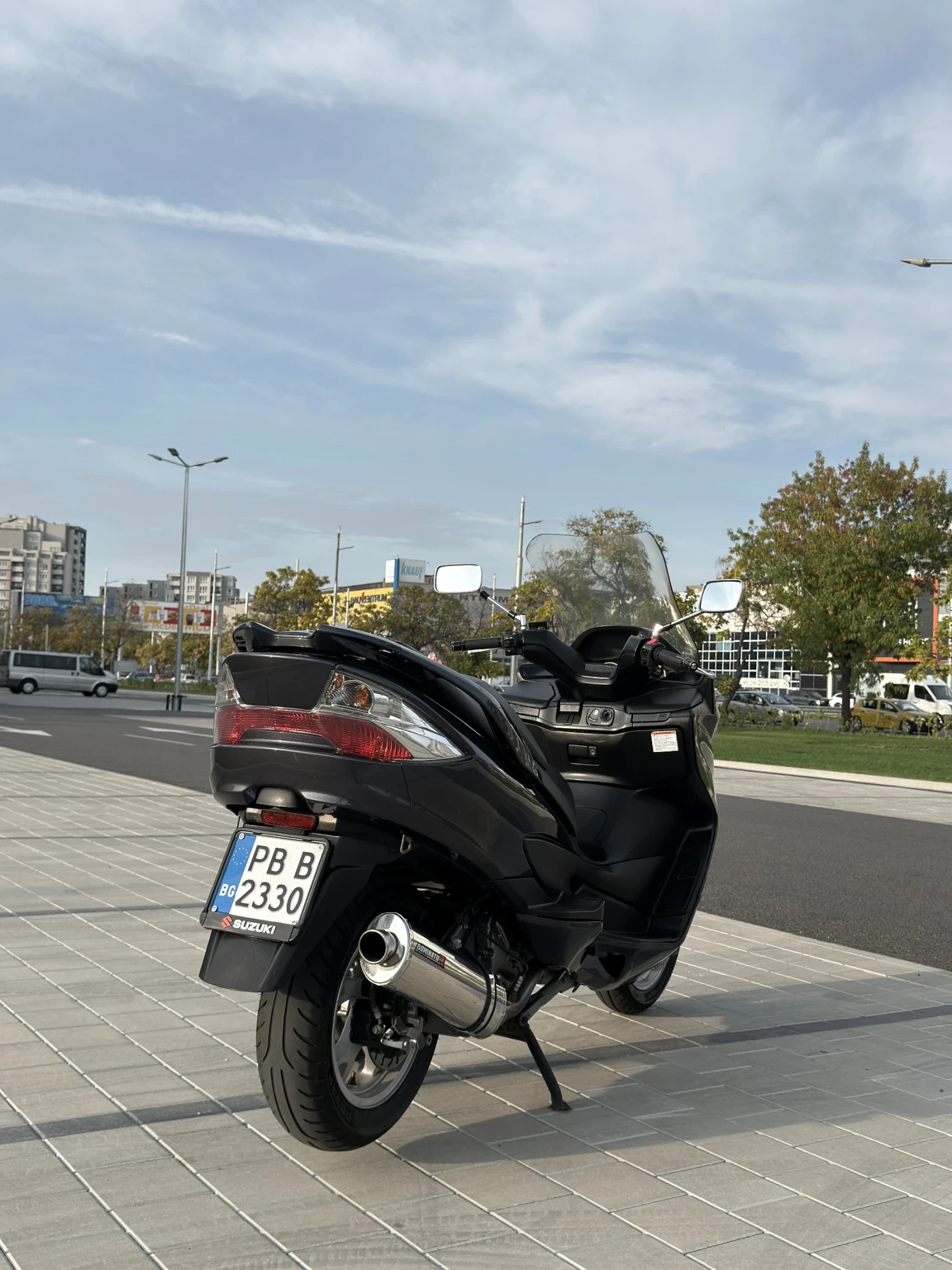 Suzuki Burgman K7 - изображение 5