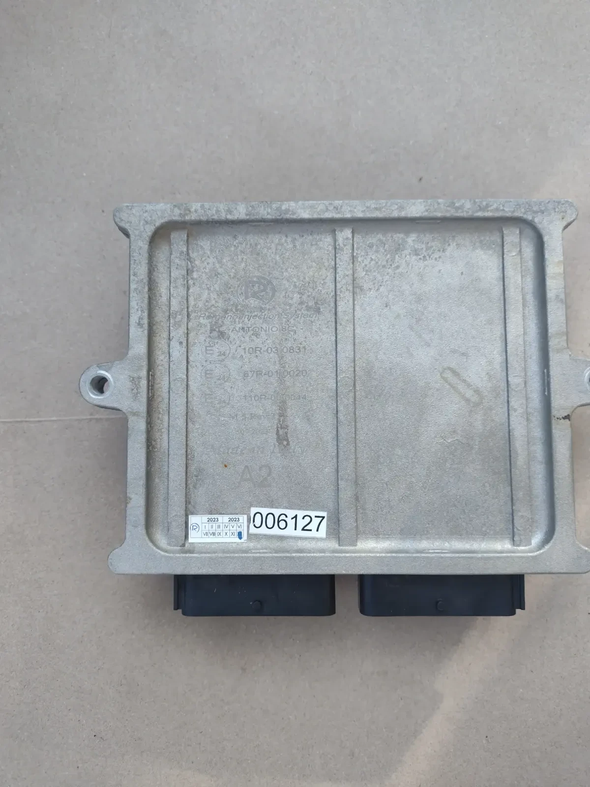 10R-030831   67R-010020 �������� ����� ��������� ROMANO  110R-000044 | Mobile.bg � ����������� 3