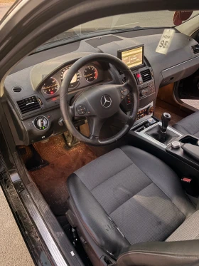 Mercedes-Benz C 220, снимка 9