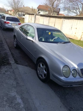 Mercedes-Benz CLK 200, снимка 2