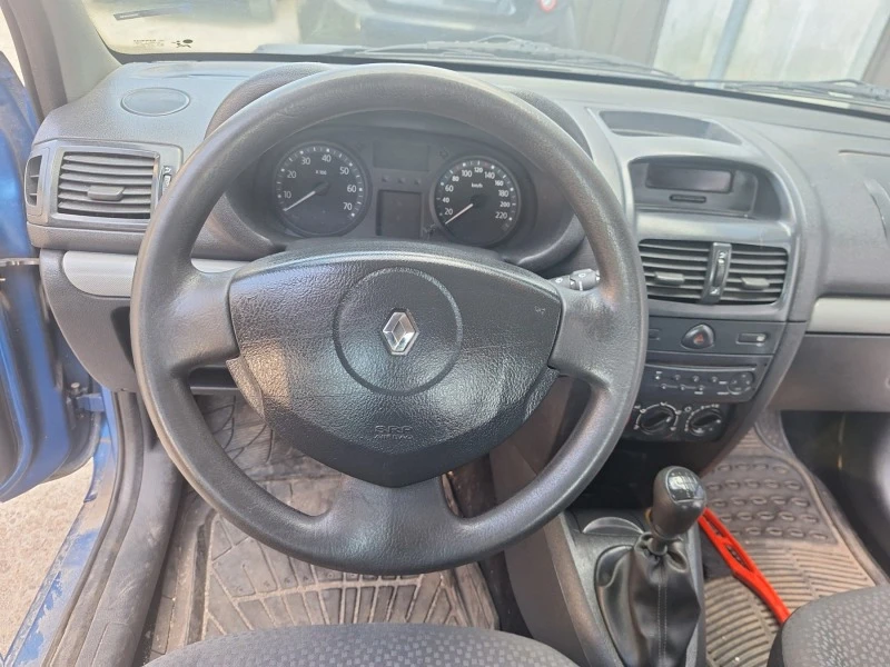 Renault Clio, снимка 5 - Автомобили и джипове - 47243051