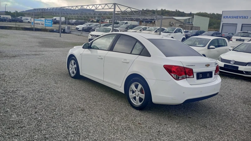 Chevrolet Cruze 1.6i113ксА/С АГУ, снимка 12 - Автомобили и джипове - 47469402