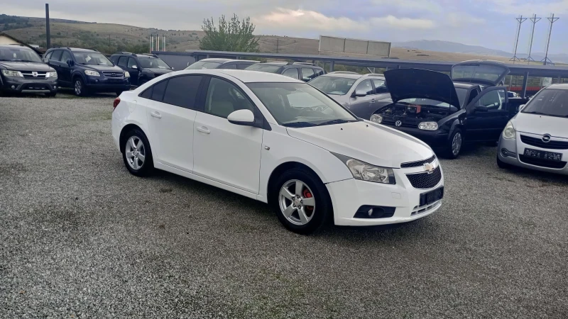 Chevrolet Cruze 1.6i113ксА/С АГУ, снимка 4 - Автомобили и джипове - 47469402