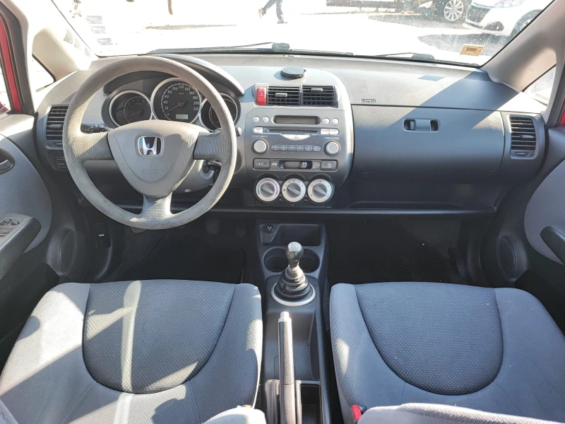 Honda Jazz, снимка 11 - Автомобили и джипове - 47938737