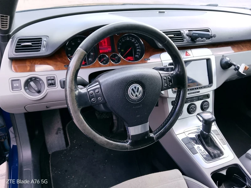 VW Passat, снимка 15 - Автомобили и джипове - 51947726
