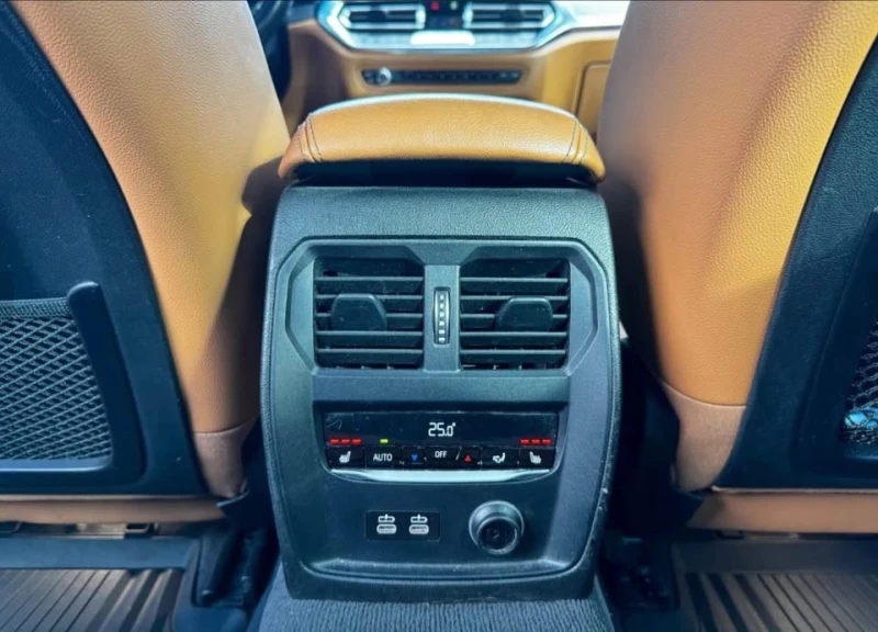 BMW 330 CARFAX* АВТОФИНАНСИРАНЕ БЕЗ ПЪРВОНАЧАЛНА ВНОСКА, снимка 8 - Автомобили и джипове - 52725364