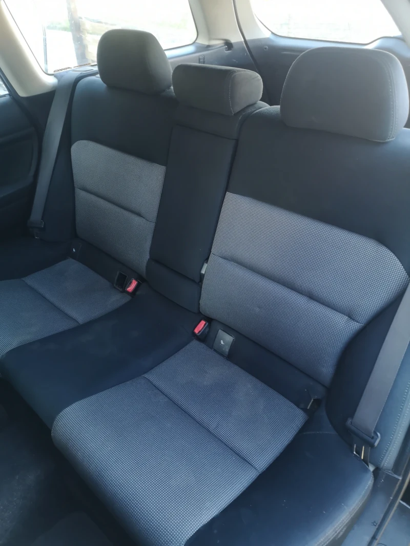 Subaru Legacy, снимка 6 - Автомобили и джипове - 52739012