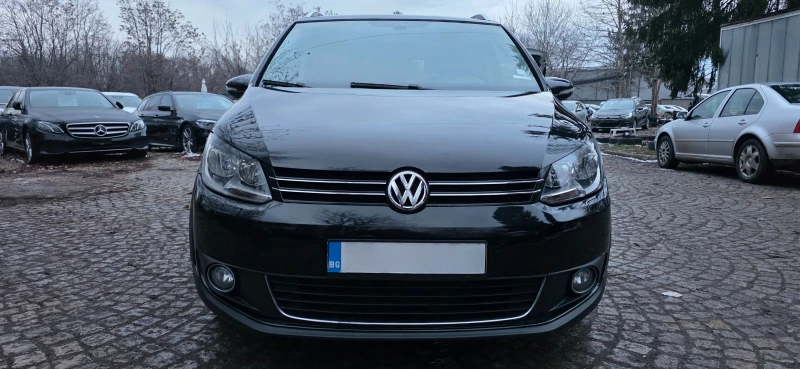 VW Touran 2.0 TDI * CROSS* * PARK ASSIST* * ANDROID* * , снимка 2 - Автомобили и джипове - 53058756