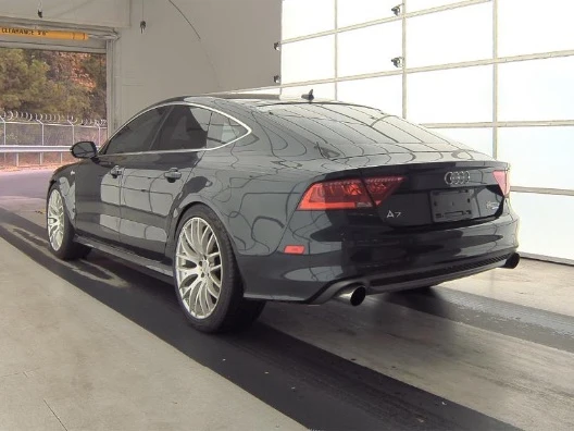 Audi A7 3.0T* PRESTIGE* FULL* LED* 8ZF* ДИСТРОНИК* LANE* A, снимка 9 - Автомобили и джипове - 48402435