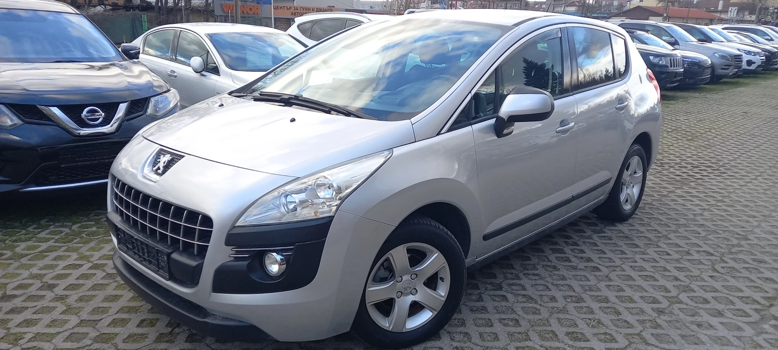 Peugeot 3008 FULL ИЗКЛЮЧИТЕЛНО СЕРВИЗ КНИЖКА УНИКАТ НАВИ ХЕД-ЪП - изображение 2