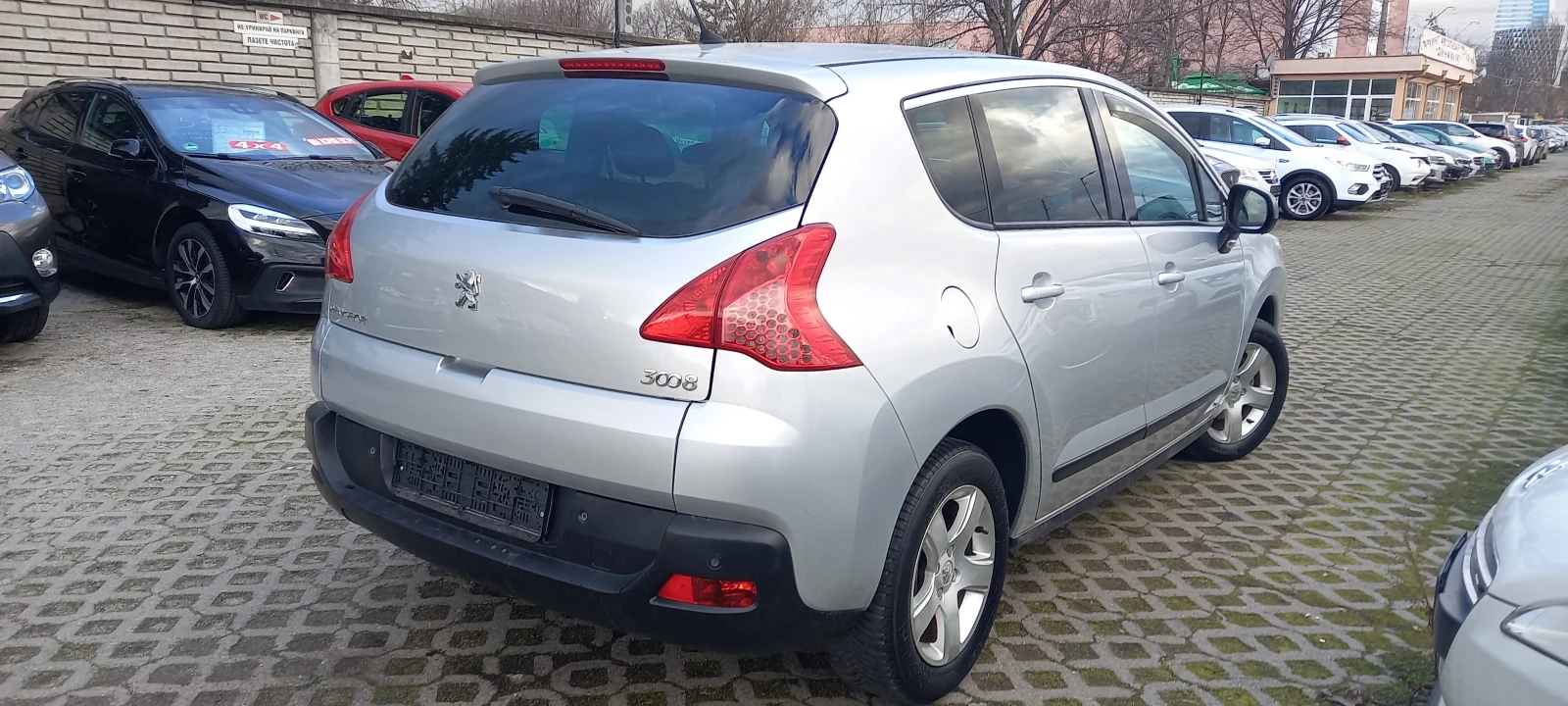 Peugeot 3008 FULL ИЗКЛЮЧИТЕЛНО СЕРВИЗ КНИЖКА УНИКАТ НАВИ ХЕД-ЪП - изображение 4