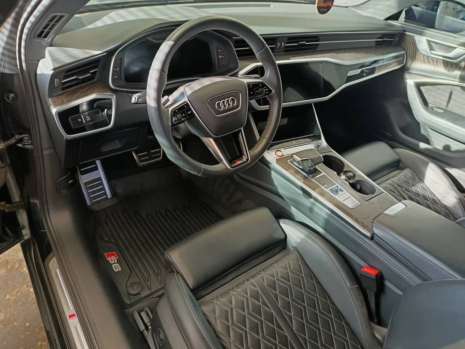 Audi S6 2.9 TFSI  - изображение 8