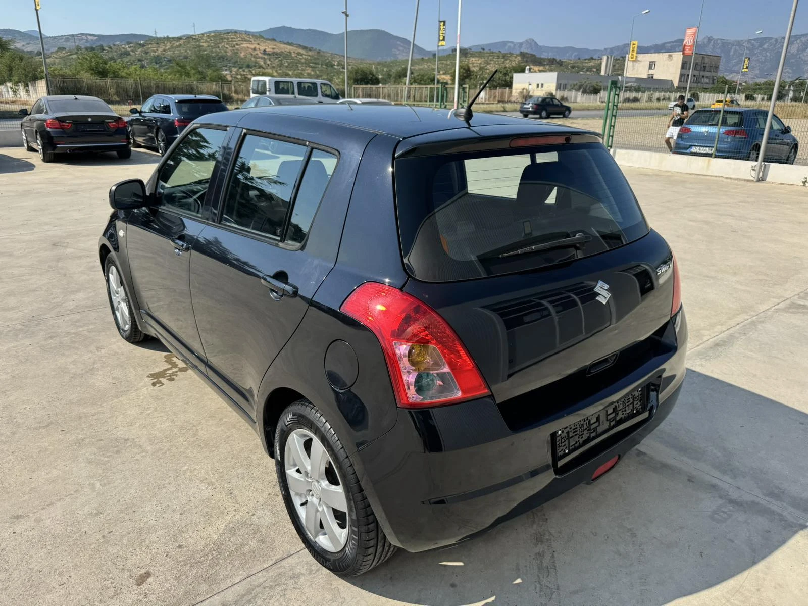 Suzuki Swift 1.3* 93ps* 97хл.км* КЛИМАТИК - изображение 3