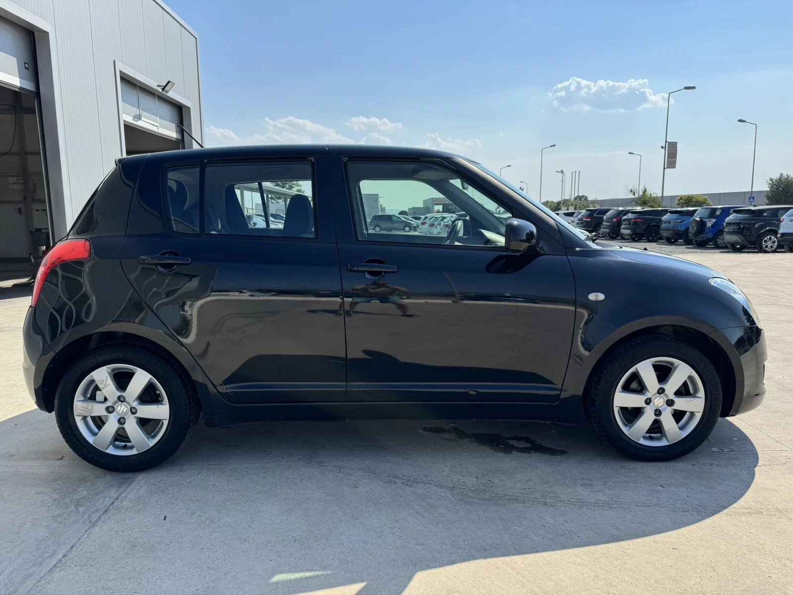 Suzuki Swift 1.3* 93ps* 97хл.км* КЛИМАТИК - изображение 6