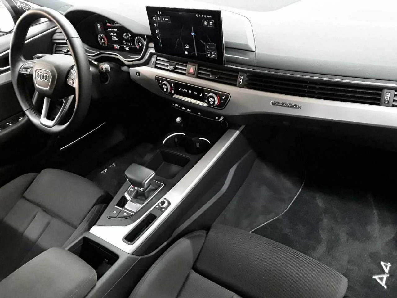 Audi A4 3.0 - изображение 6