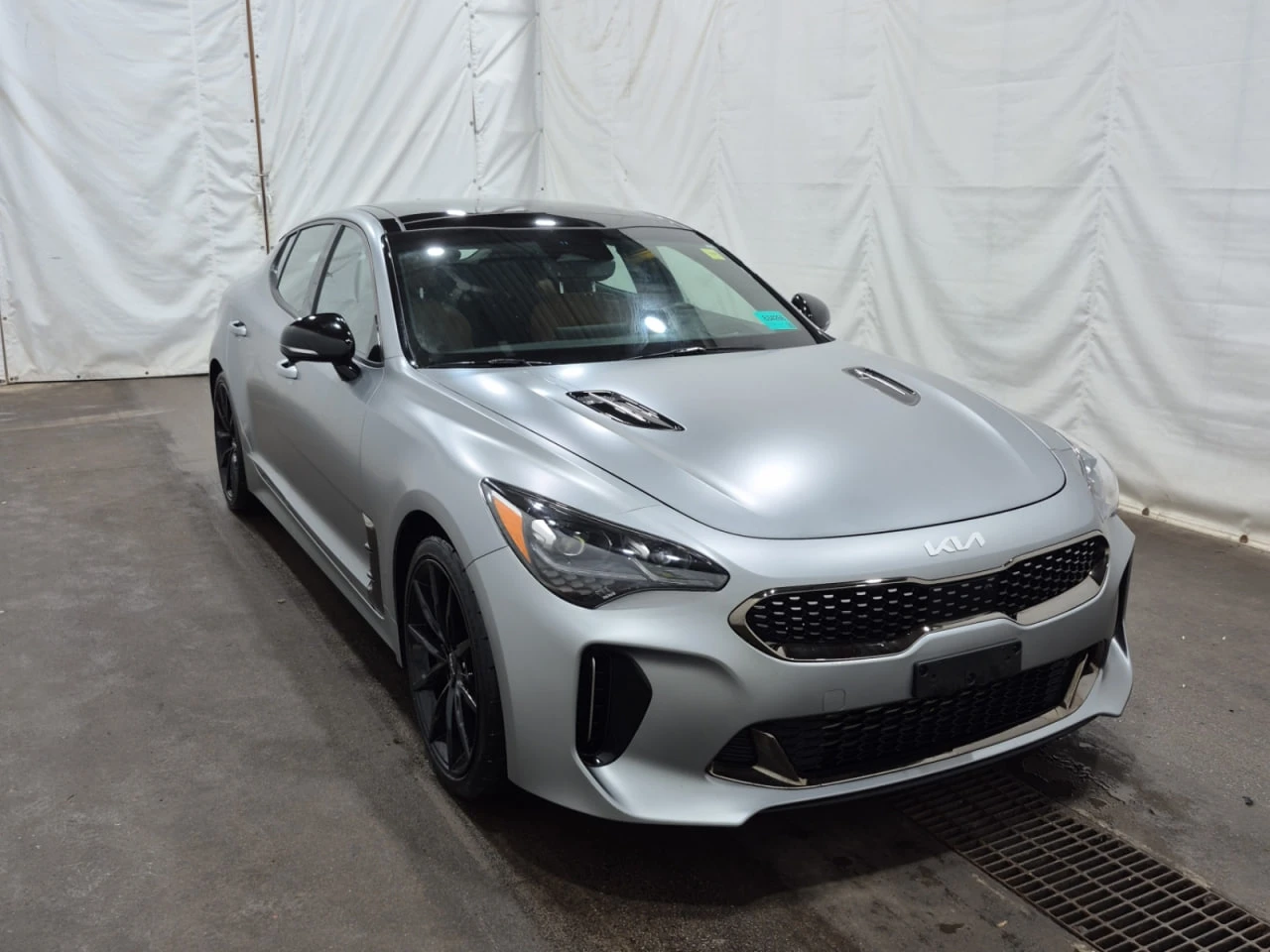 Kia Stinger * АВТО КРЕДИТ* ЦЕНА ДО БГ * CARFAX *  - изображение 2