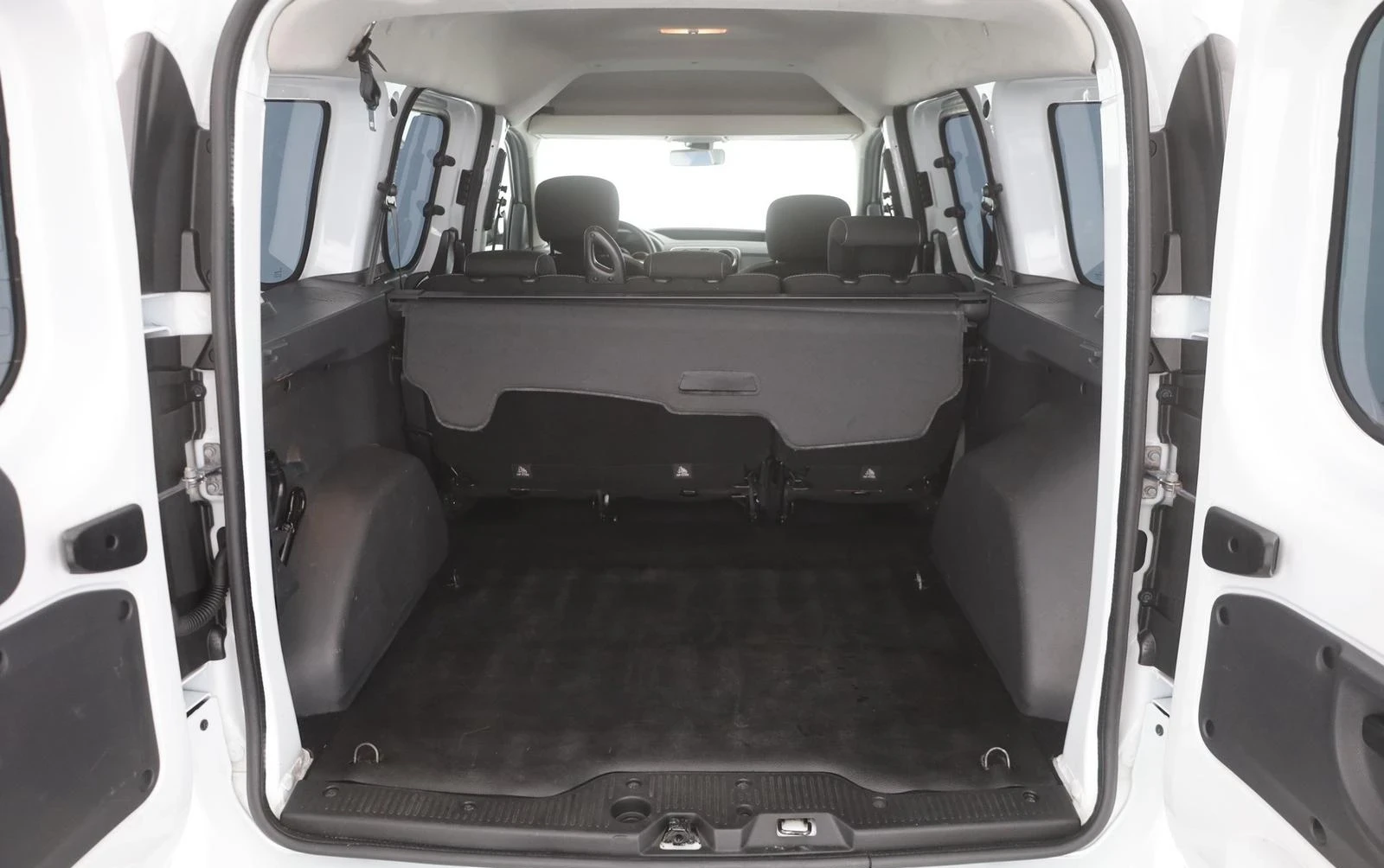 Dacia Dokker 1.5 dci   | Mobile.bg   12