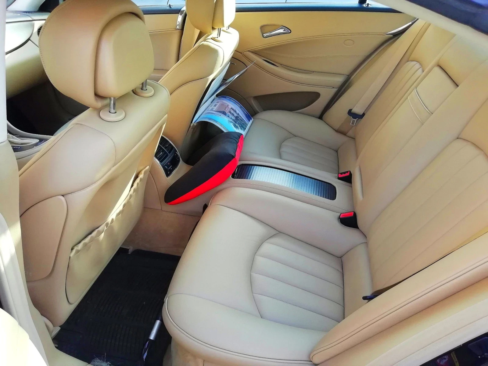 Mercedes-Benz CLS 320  - изображение 6