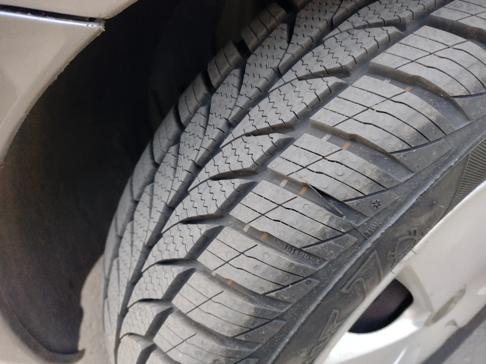 Nissan Note E11 - изображение 4