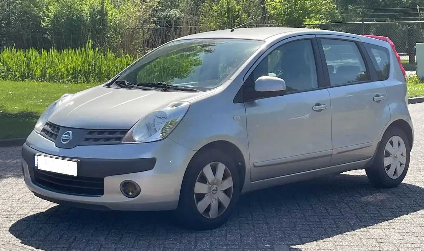 Nissan Note E11 - изображение 3