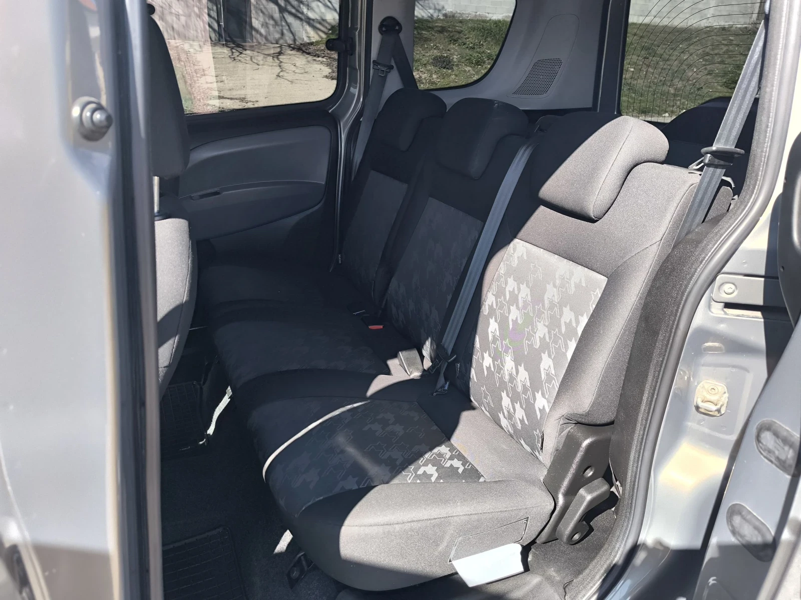 Fiat Doblo 1, 4 бензин/газ - изображение 7