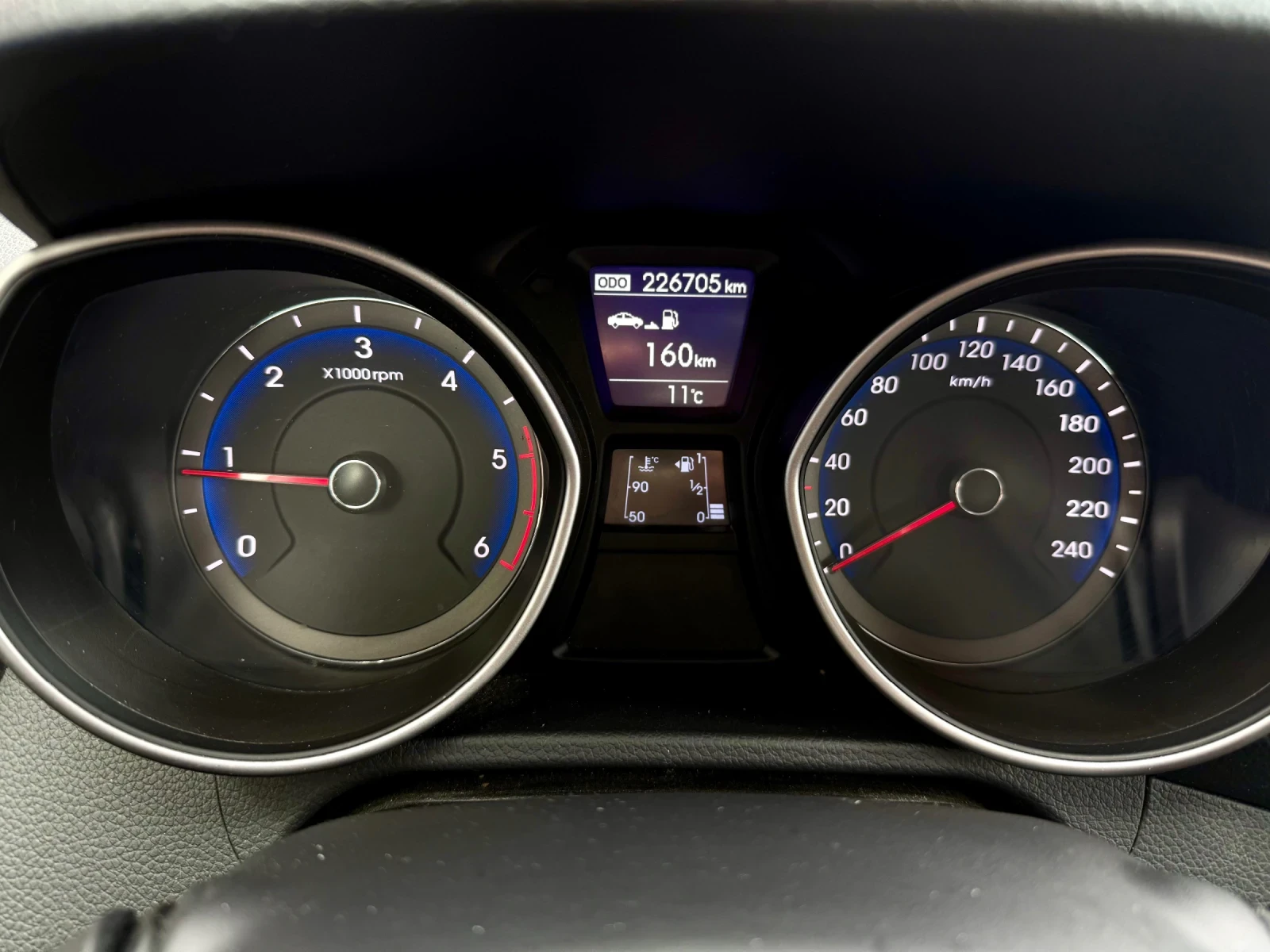 Hyundai I30 1.6CRDI-2013г-РЕАЛНИ КМ. - изображение 7