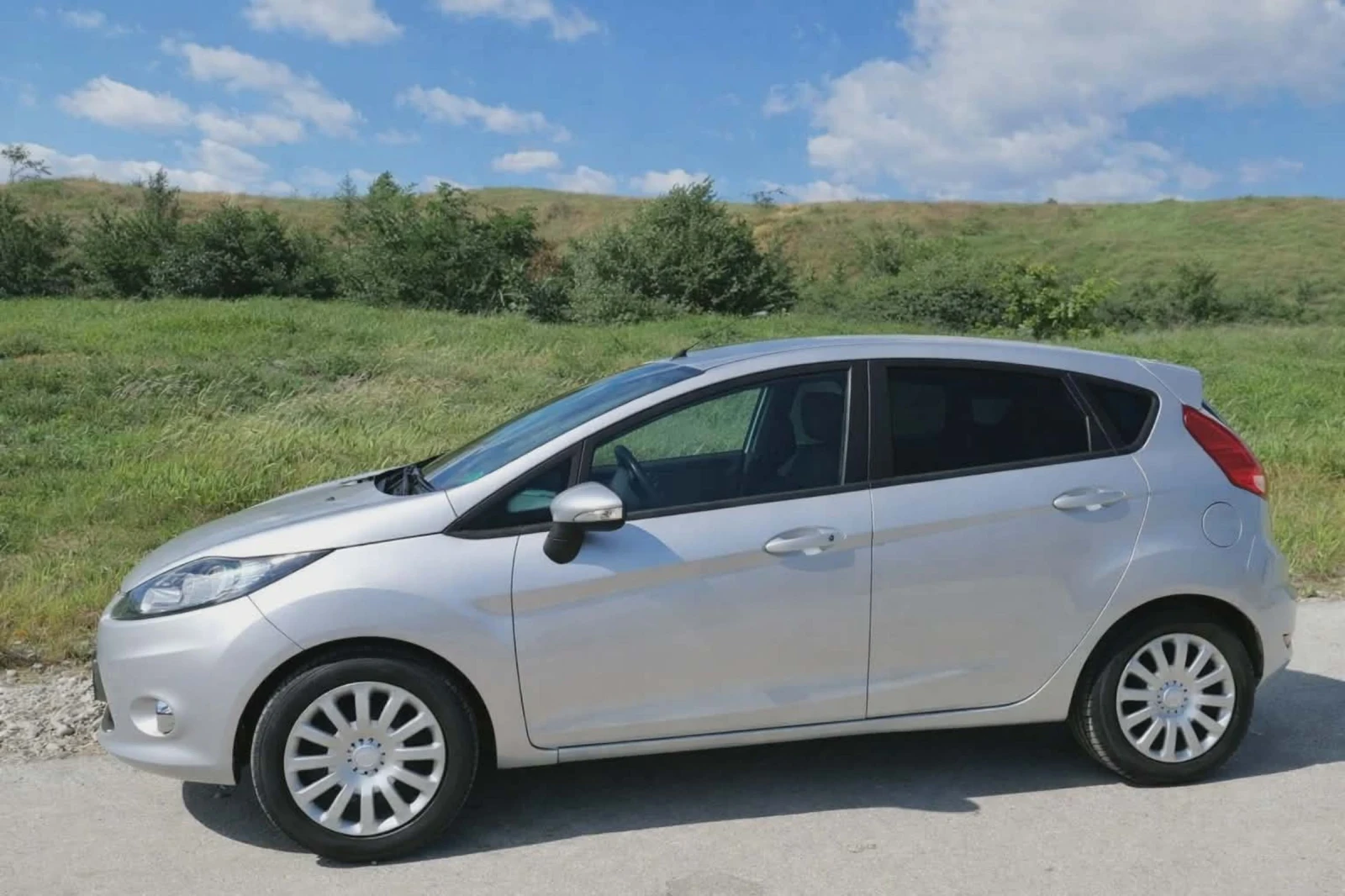 Ford Fiesta 2012, 1.4 бензин, 96HP - изображение 2