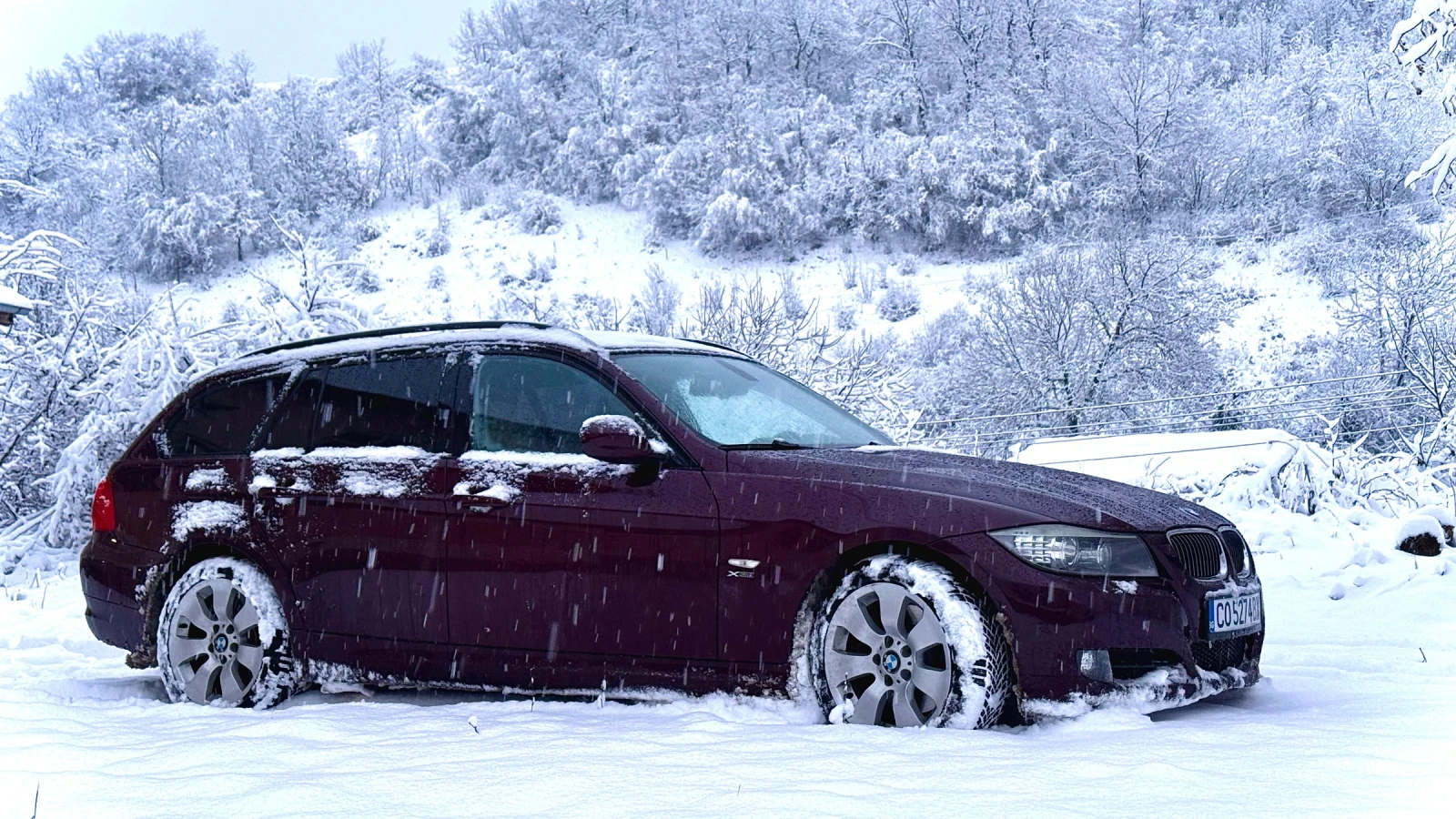 BMW 325 LCI, снимка 12 - Автомобили и джипове - 53780069