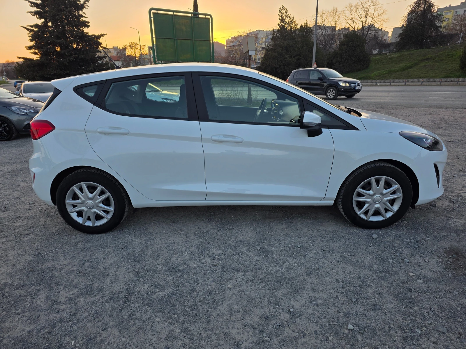 Opel Corsa 1.1Duratec, снимка 4 - Автомобили и джипове - 53833092