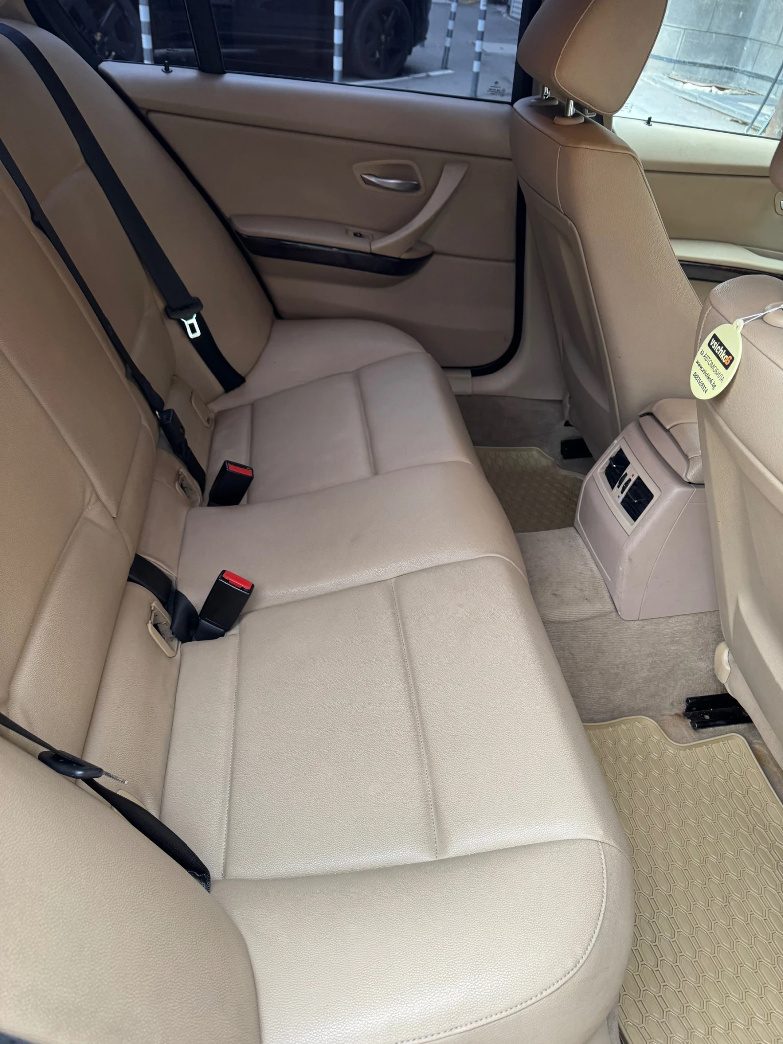 BMW 320, снимка 12 - Автомобили и джипове - 53963941