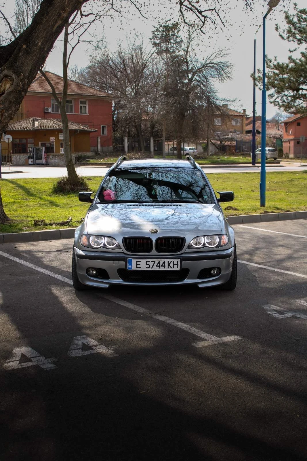 BMW 330, снимка 2 - Автомобили и джипове - 53964080