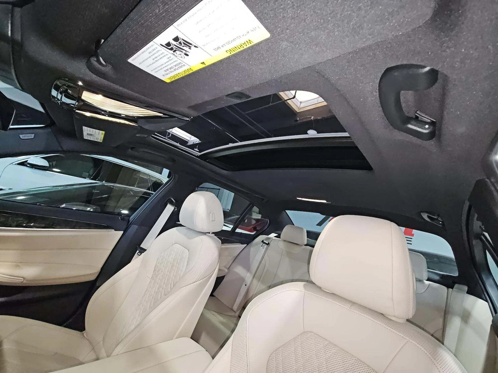 BMW 540 xDrive * CARFAX * M PACK * HARMAN * HEAD UP, снимка 8 - Автомобили и джипове - 54110244