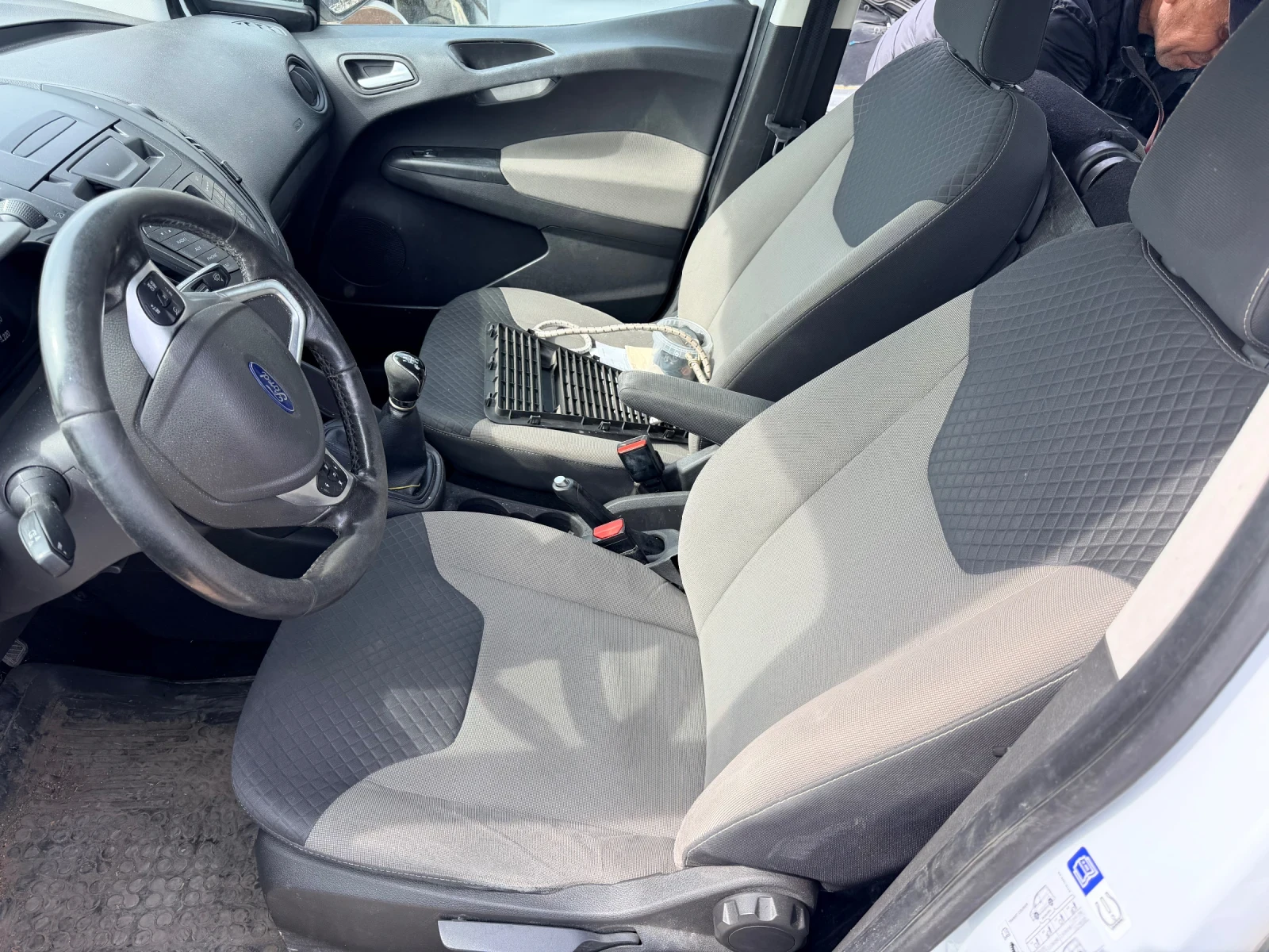 Ford Courier 1.5TDCI XVCC, снимка 7 - Автомобили и джипове - 54220354