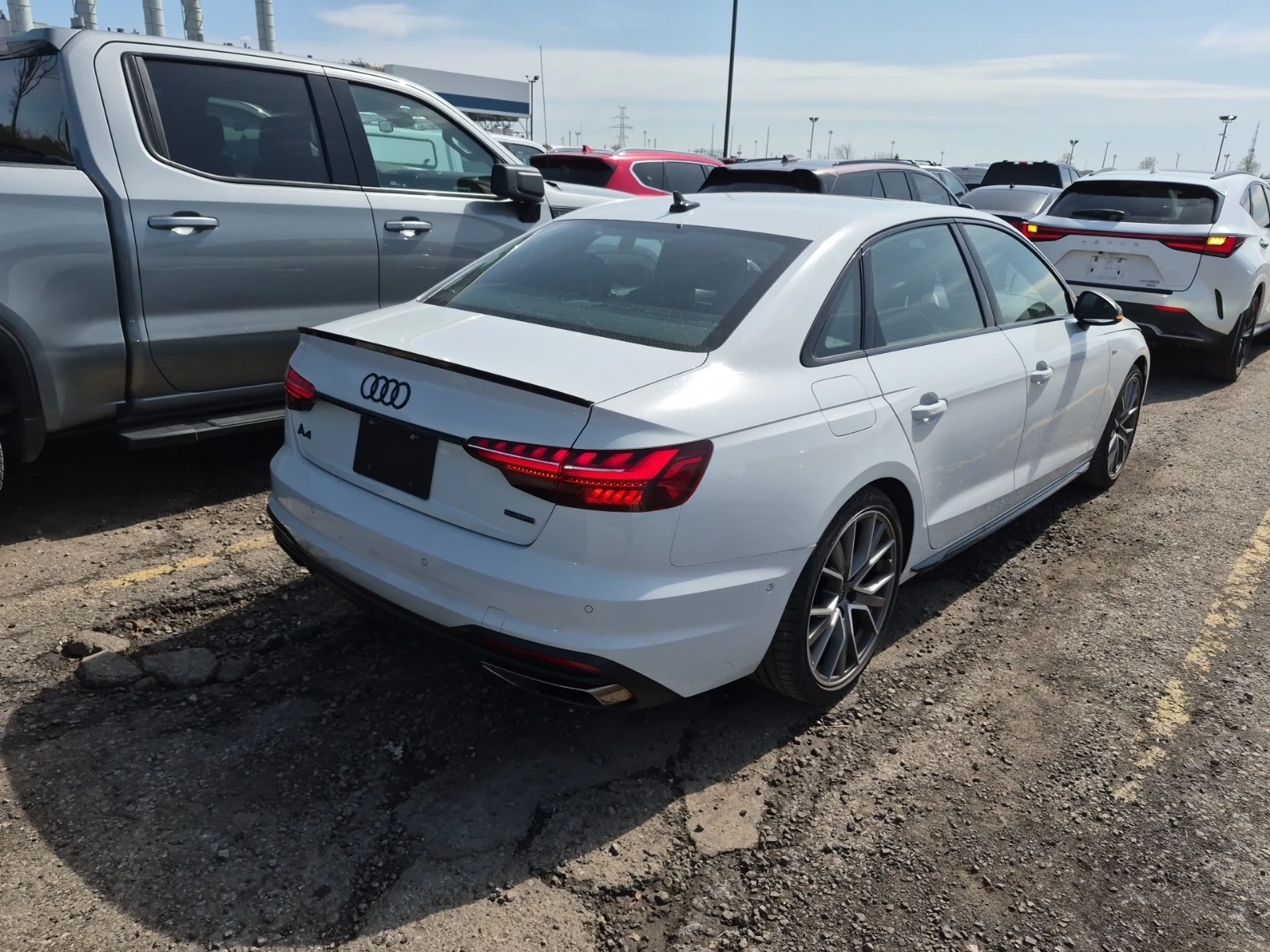 Audi A4  S line Prestige 45 TFSI quattro, снимка 3 - Автомобили и джипове - 54383956