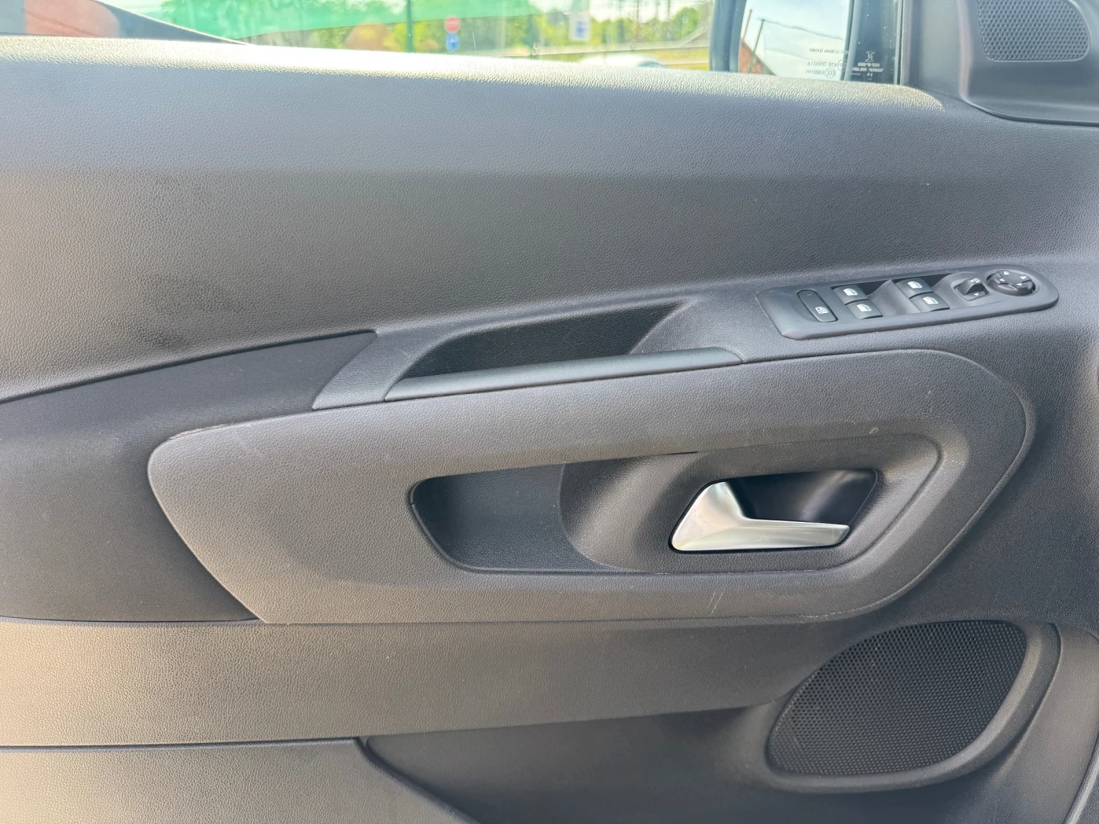 Opel Combo 1.5 TDCI , снимка 16 - Автомобили и джипове - 54801143