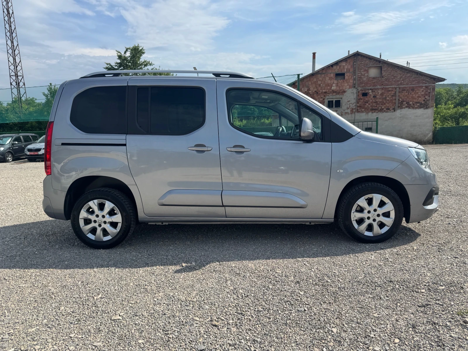 Opel Combo 1.5 TDCI , снимка 6 - Автомобили и джипове - 54801143