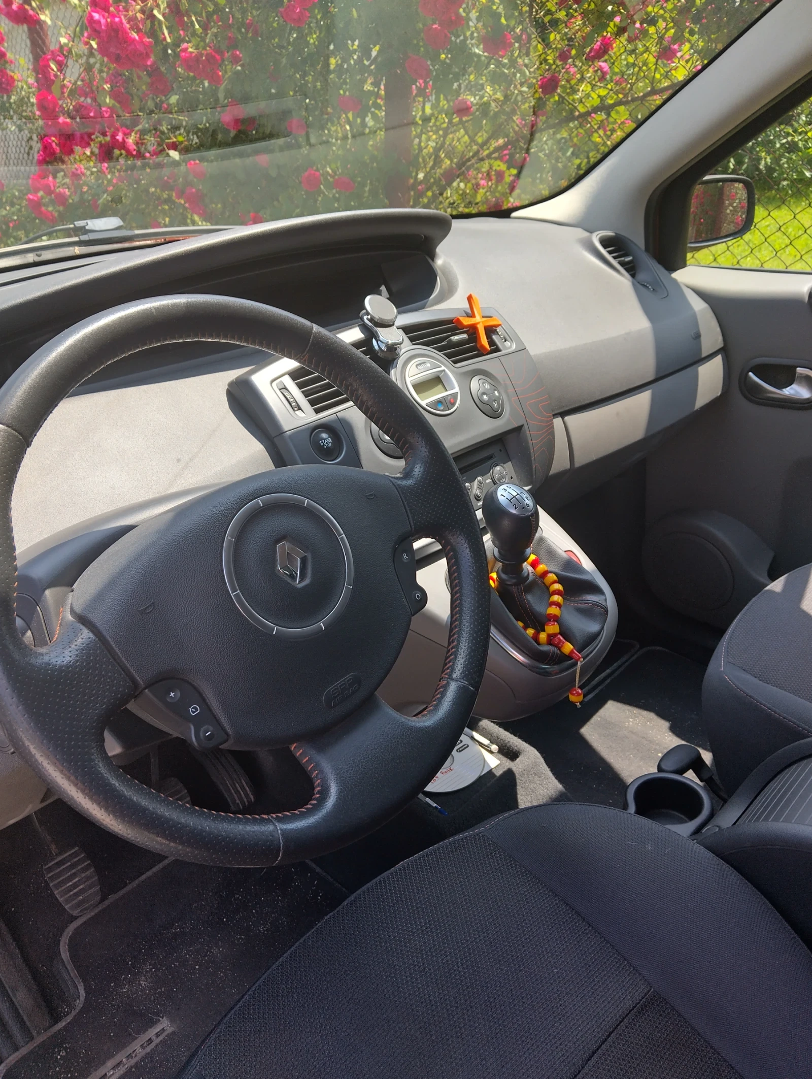 Renault Scenic Megane Scenic, снимка 4 - Автомобили и джипове - 54806963