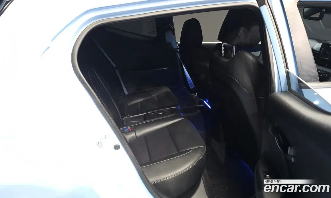 Hyundai Veloster  N* РЪЧКА* АДАПТИВНО ОКАЧВАНЕ* * КАМЕРА* Подгрев* N, снимка 9 - Автомобили и джипове - 54808019