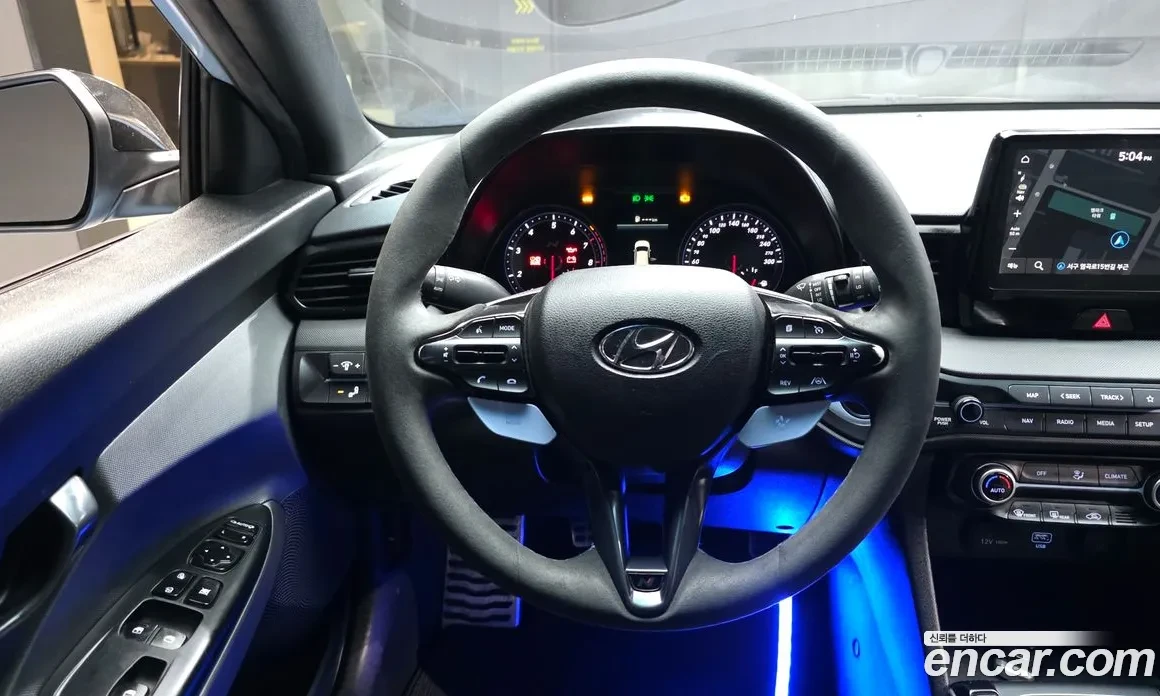 Hyundai Veloster  N* РЪЧКА* АДАПТИВНО ОКАЧВАНЕ* * КАМЕРА* Подгрев* N, снимка 5 - Автомобили и джипове - 54808019