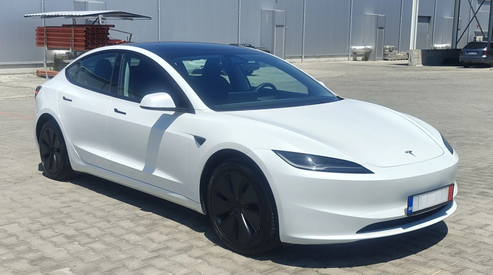 Tesla Model 3 Highland/4x4/LR/Dual motor/SOH 92%/ЕВРОПА!, снимка 3 - Автомобили и джипове - 55135507