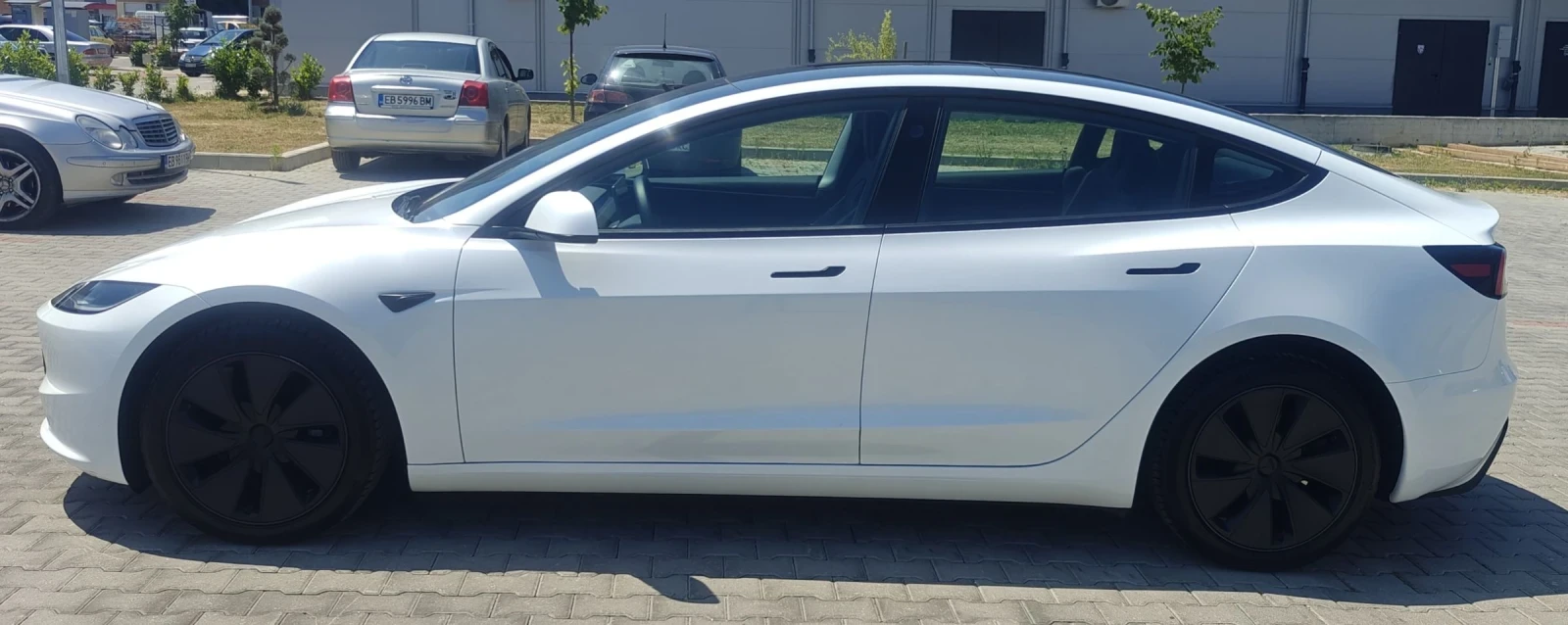 Tesla Model 3 Highland/4x4/LR/Dual motor/SOH 92%/ЕВРОПА!, снимка 8 - Автомобили и джипове - 55135507