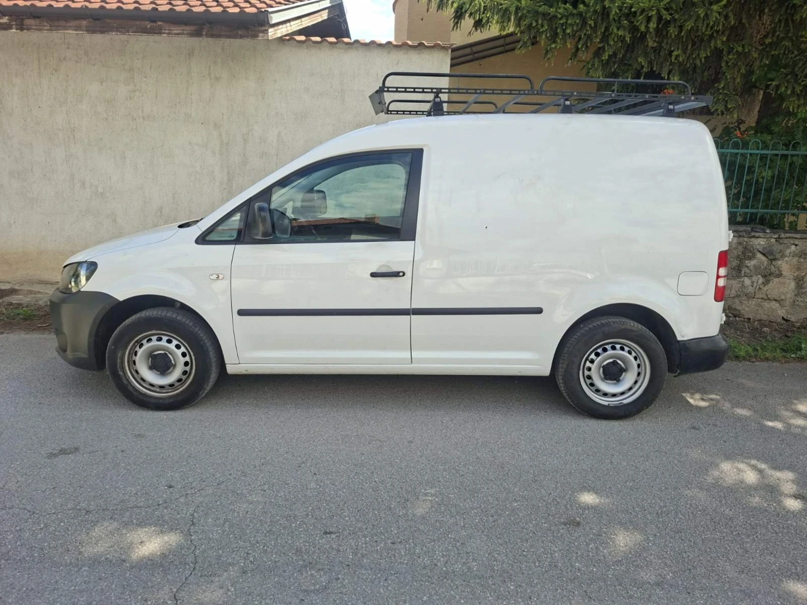 VW Caddy, снимка 17 - Автомобили и джипове - 55166300